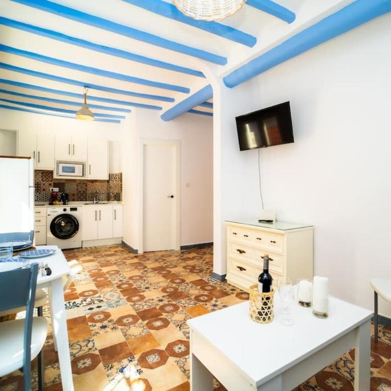 Alhambra Dreams 1958 - One-Bedroom Apartment - 8