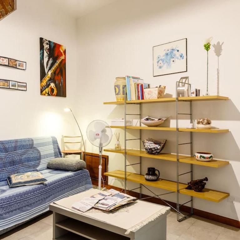 Casa di Nana centro storico Alba - Appartamento con 1 Camera da Letto - 2