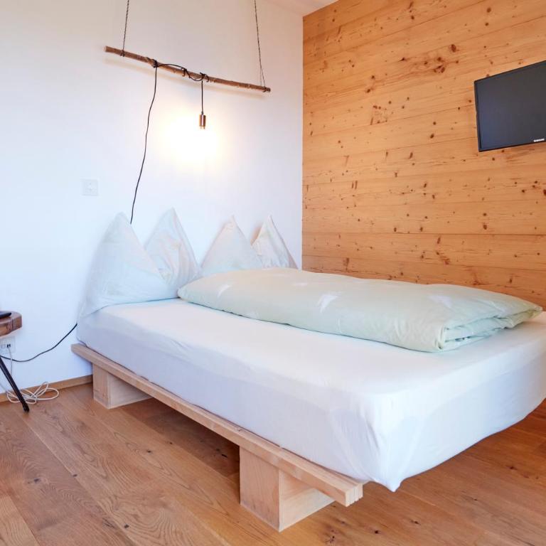 Hotel Waldhaus - Doppelzimmer mit Bergblick - 6
