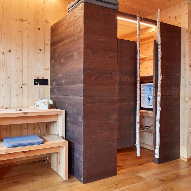 Hotel Waldhaus - Deluxe Doppelzimmer mit Balkon - 3
