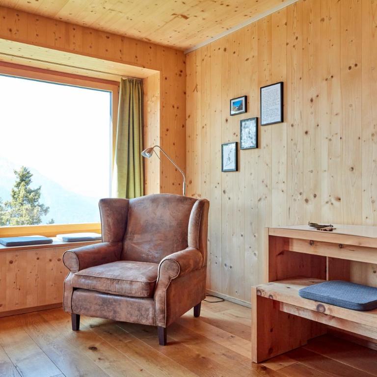 Hotel Waldhaus - Deluxe Doppelzimmer mit Balkon - 10