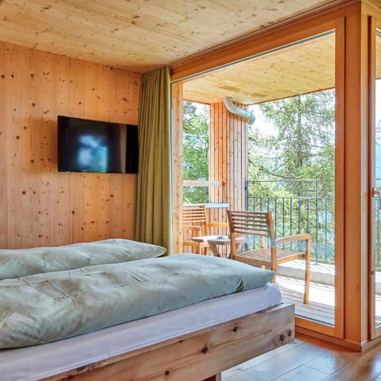 Hotel Waldhaus - Deluxe Doppelzimmer mit Balkon - 14