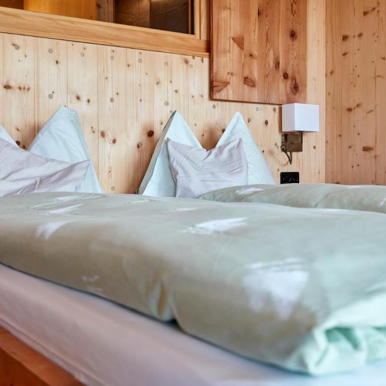 Hotel Waldhaus - Deluxe Doppelzimmer mit Balkon - 17