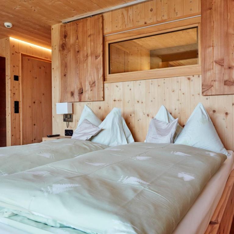 Hotel Waldhaus - Deluxe Doppelzimmer mit Balkon - 19