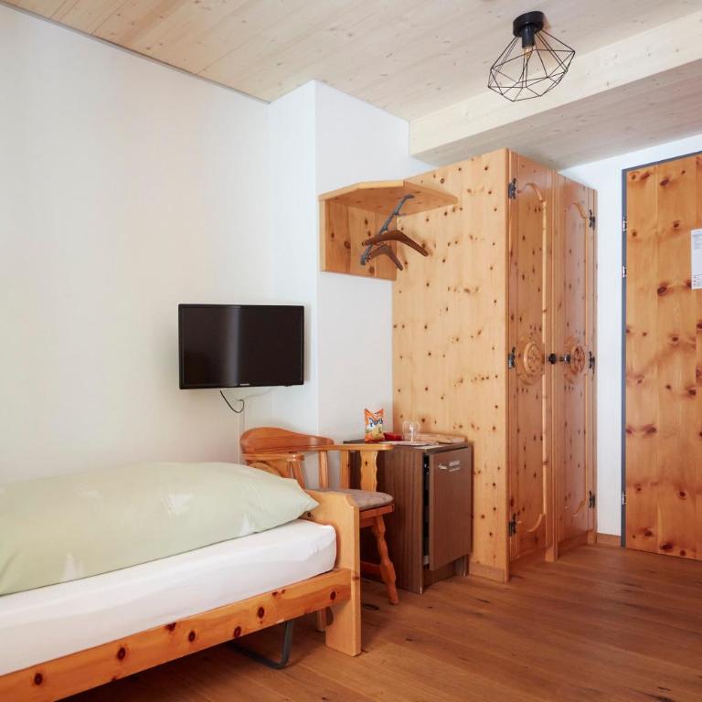 Hotel Waldhaus - Budget Einzelzimmer - 2