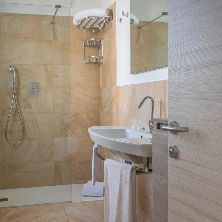 Hotel Excelsior - Suite Executive con Balcone Vista Mare - 5