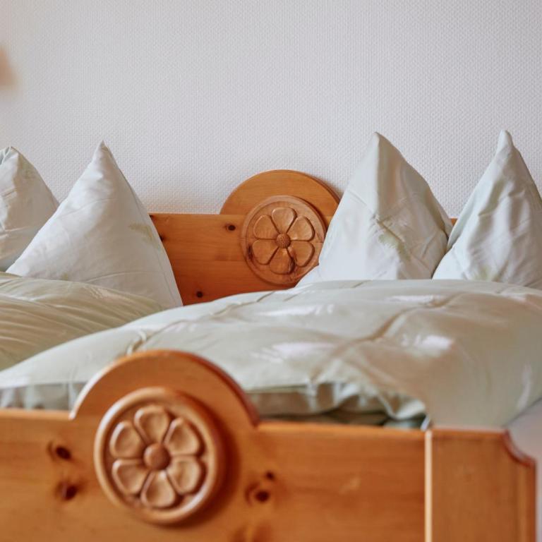 Hotel Waldhaus - Doppelzimmer mit Balkon - 1