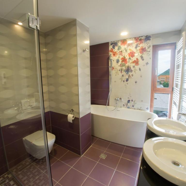 Hotel Mostar - Suite with Balcony - 2