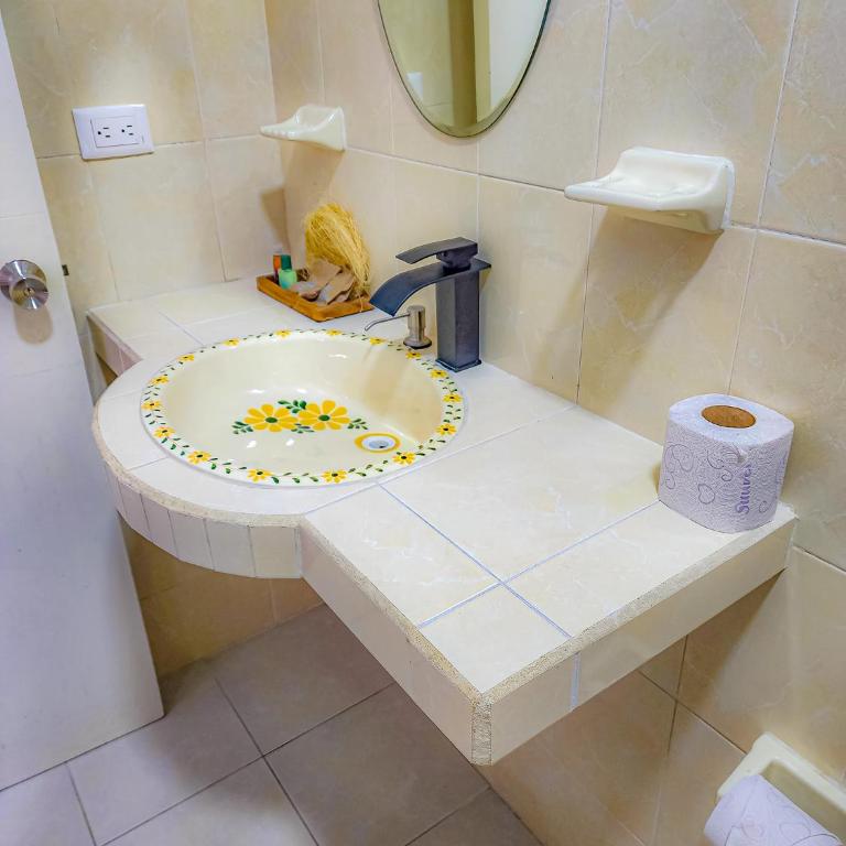 Antillas - Twin Room with Balcony - 11