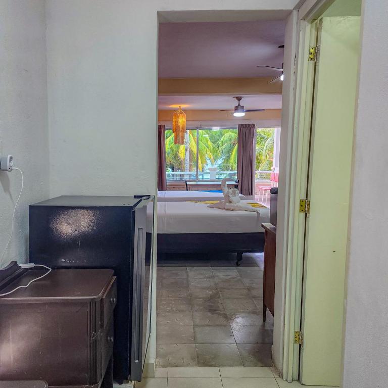 Antillas - Twin Room with Balcony - 21