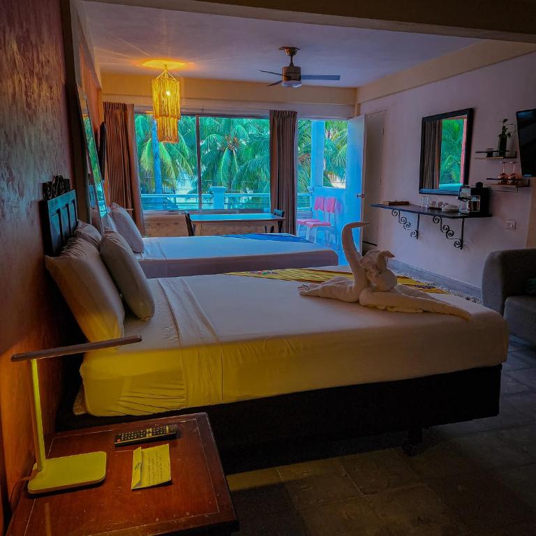 Antillas - Twin Room with Balcony - 19