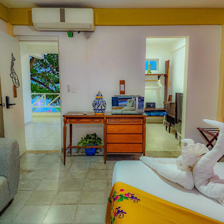 Antillas - Twin Room with Balcony - 25