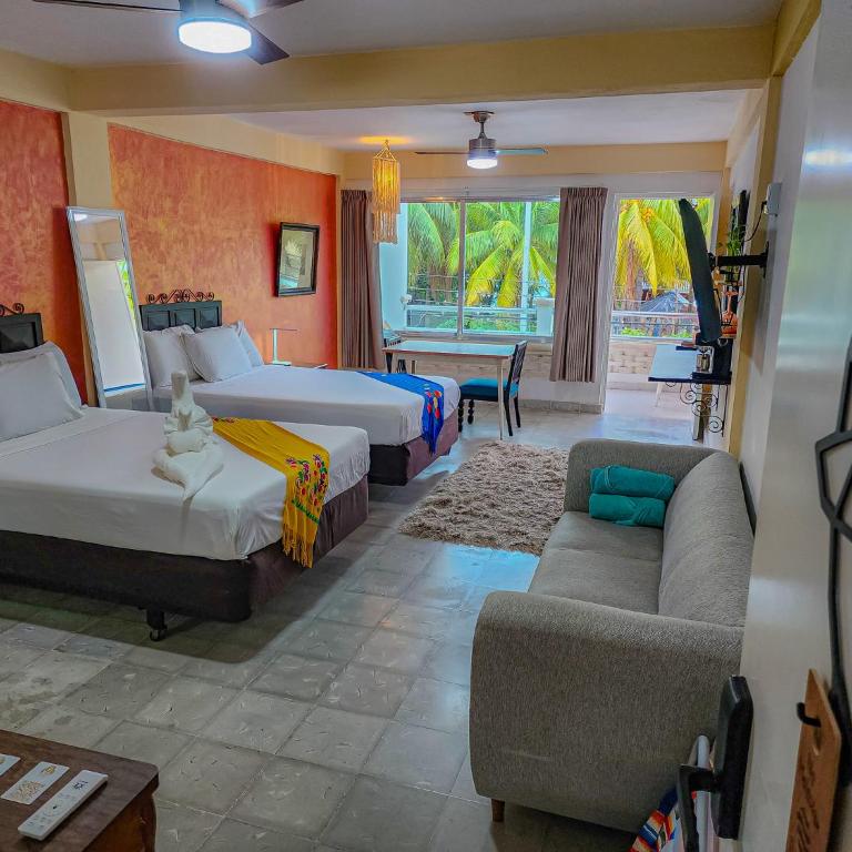 Antillas - Twin Room with Balcony - 24