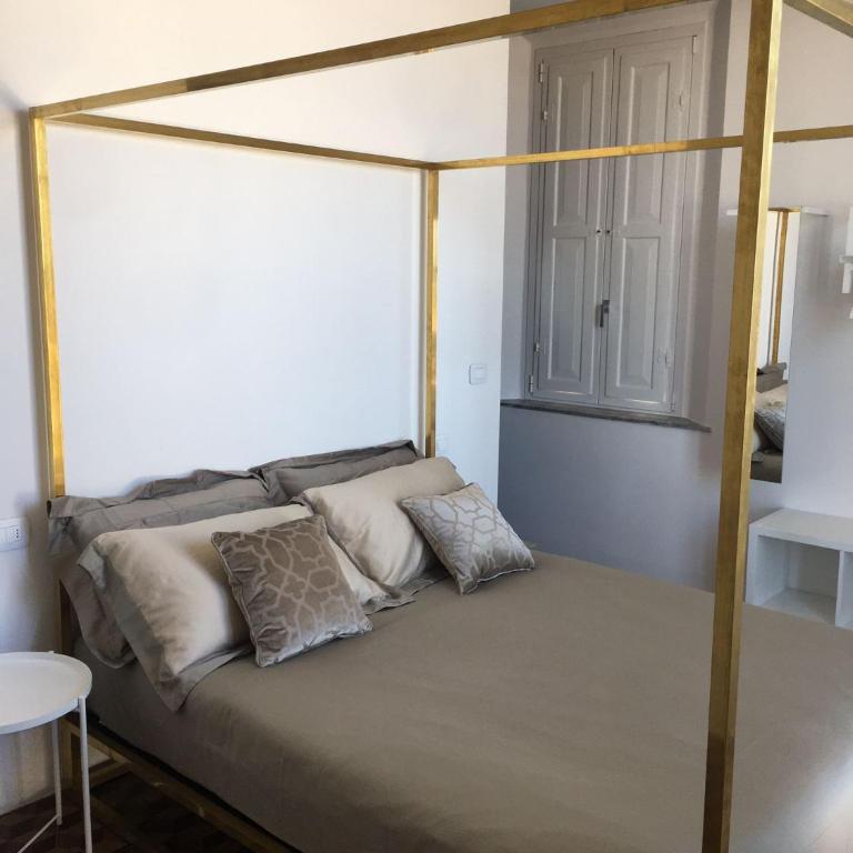 Villa La Torretta Luxury B&B - Adults Only - - Deluxe Double Room with Balcony and Sea View - 2