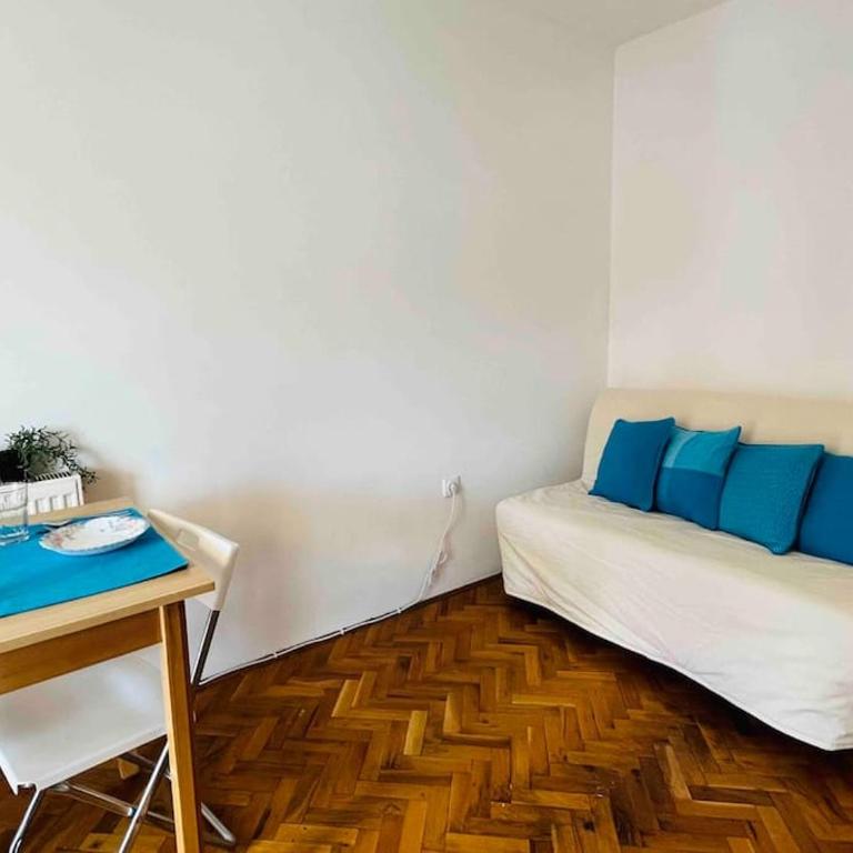 City Center Studio with Balcony - Apartman sa 1 Spavaćom Sobom - 22