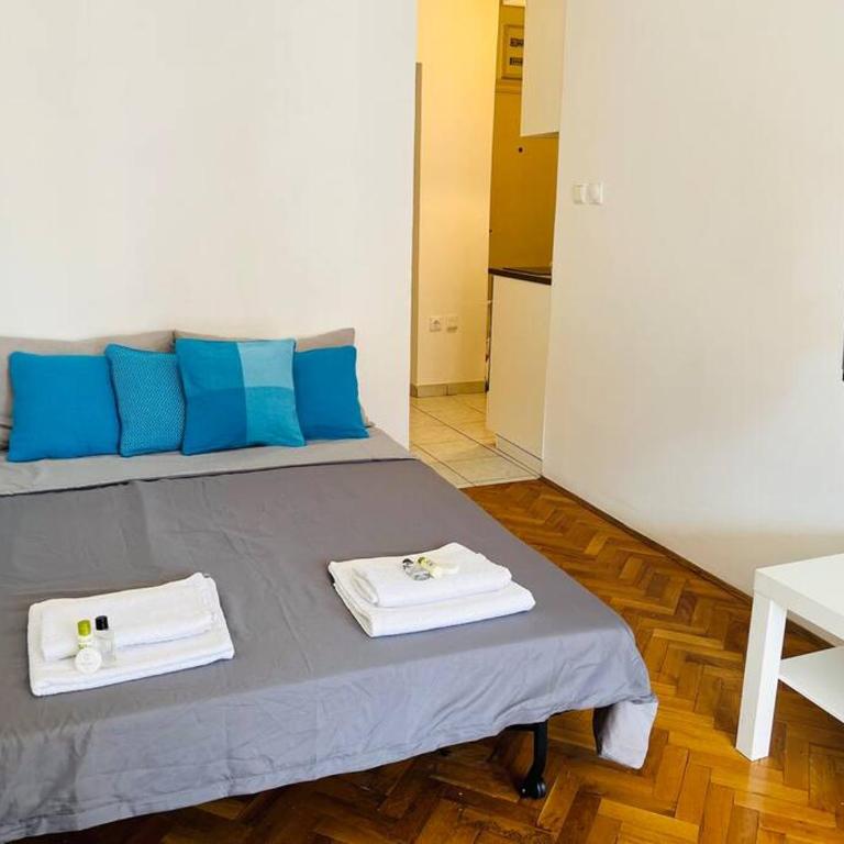City Center Studio with Balcony - Apartman sa 1 Spavaćom Sobom - 18