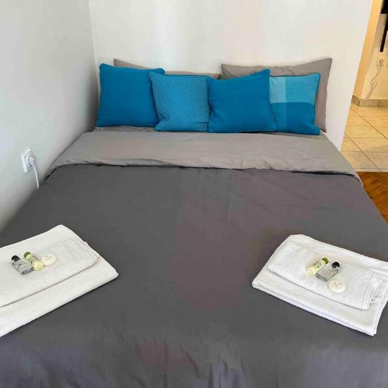 City Center Studio with Balcony - Apartman sa 1 Spavaćom Sobom - 3