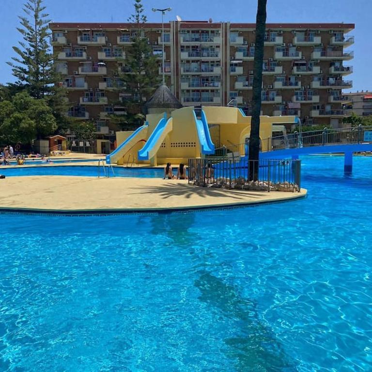Alucinante Apt. con vistas, piscinas y recepción 24 hs. - Apartamento de 1 dormitorio - 24