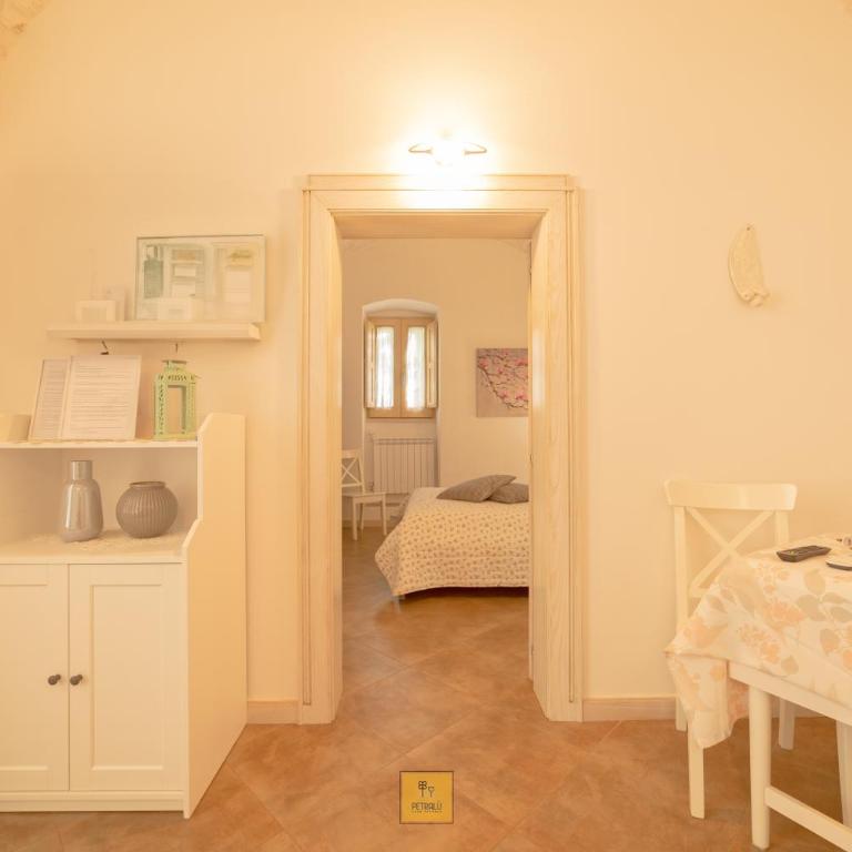 Petralù - Casa Vacanza zona centro - Casa con 1 Camera da Letto - 2