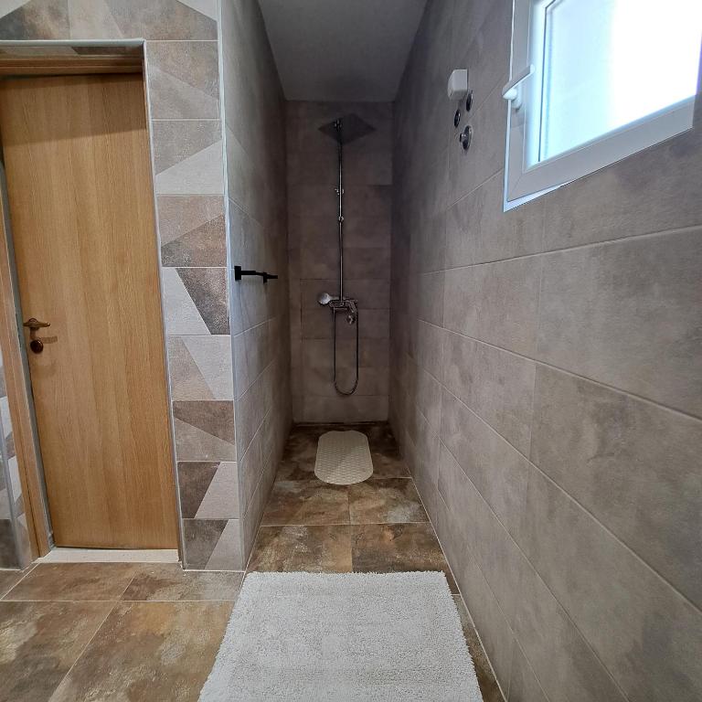 Stanovcic Apartments - Two-Bedroom Apartment - 22