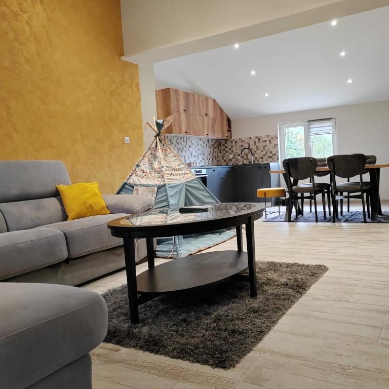 Stanovcic Apartments - Two-Bedroom Apartment - 16