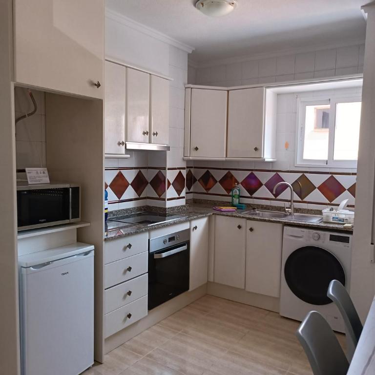 Apartment near sea Nortico 5 Torrevieja Spain - Two-Bedroom Apartment - 22
