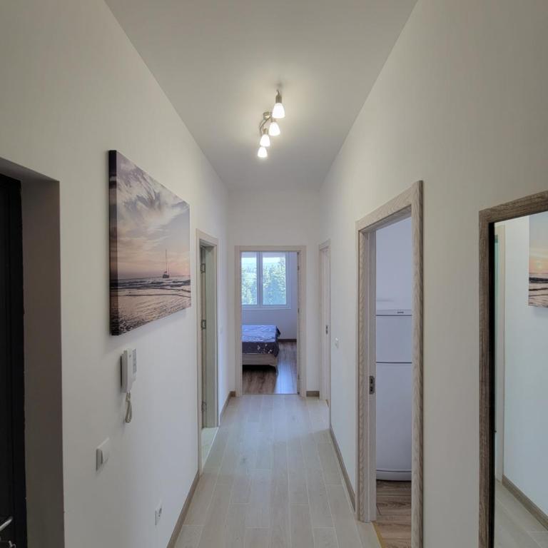 Angie's - Two-Bedroom Apartment - 6