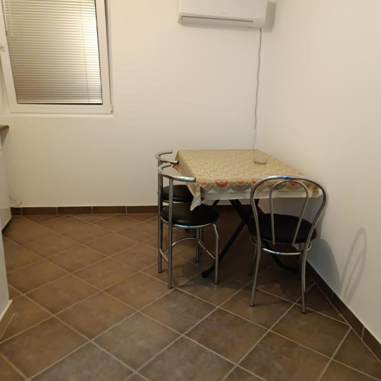 Apartmani DEMIR - Apartment - auf 2 Etagen - 5