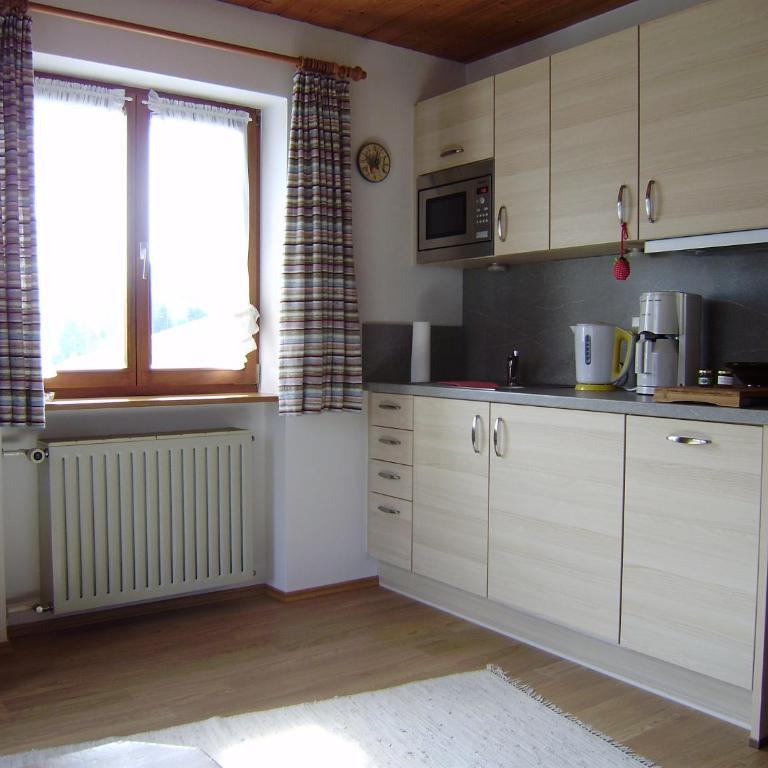 Haus Christl Reit im Winkl, Kostenloser Parkplatz, Spülmaschine, 5 Minuten zum Ortszentrum, ruhige Lage, Wlan - Apartment mit 1 Schlafzimmer und Balkon - 8