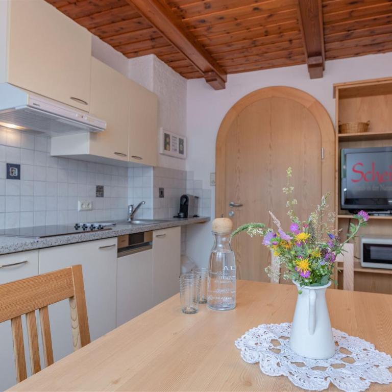 Haus Scheiblauer - Apartment mit 2 Schlafzimmern und Bergblick - 2