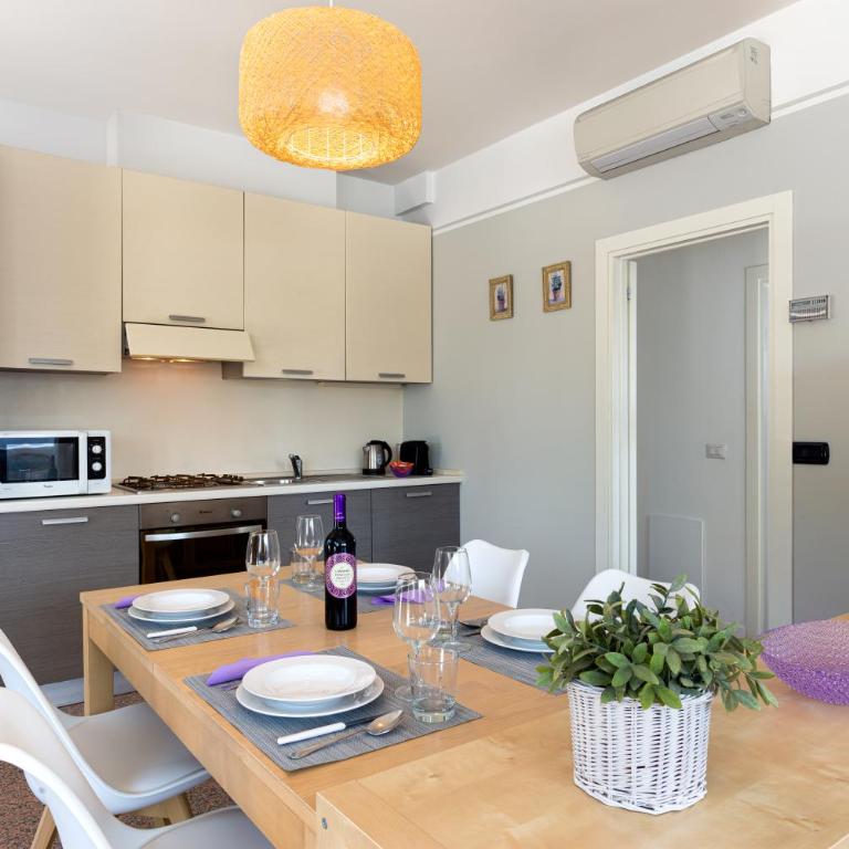Dante 124 | Appartamenti a Riccione - Two-Bedroom House - 11