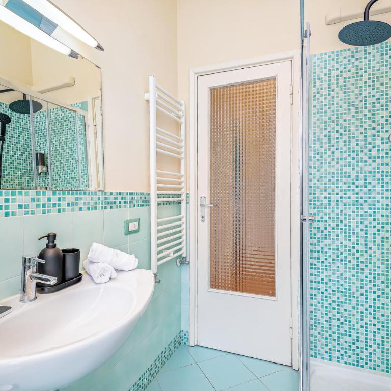 Art Deco' - Sleepwithme - Free Parking - Free Breakfast - Very Friendly Staff - Appartamento con 2 Camere da Letto - 41