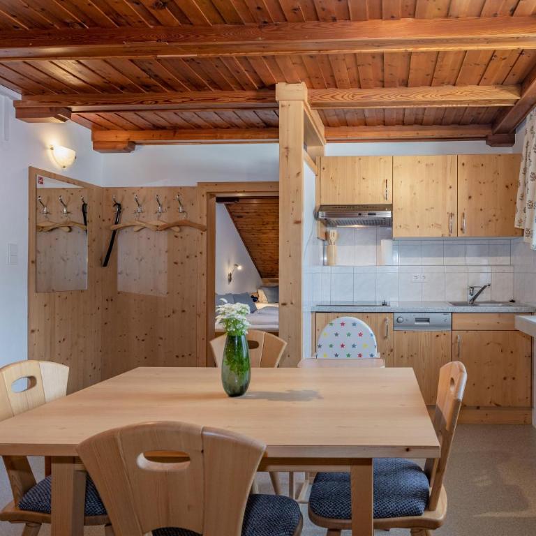 Haus Scheiblauer - Apartment mit 1 Schlafzimmer und Bergblick - 8