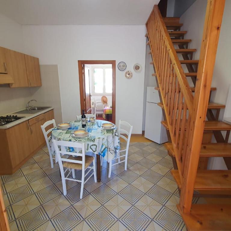 Villa Iris Case vacanze - Three-Bedroom House - 8
