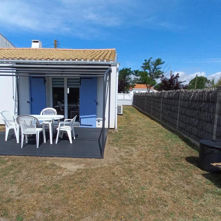 Maison avec jardin, quartier calme, 2 chambres - plain pied - Maison 2 Chambres - 10