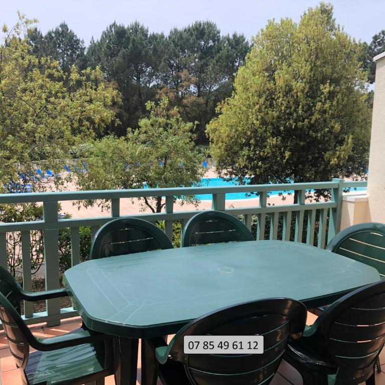 Bel appartement lumineux à Vieux Boucau avec piscine chauffée - Résidence Domaine du Golf de Pinsolle - Appartement avec Terrasse - 1
