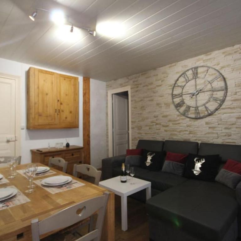 LE CERF BLANC*** - T4 au pied des Thermes Cauterets - 3 chb et 2 sde - Apartment mit 3 Schlafzimmern - 13