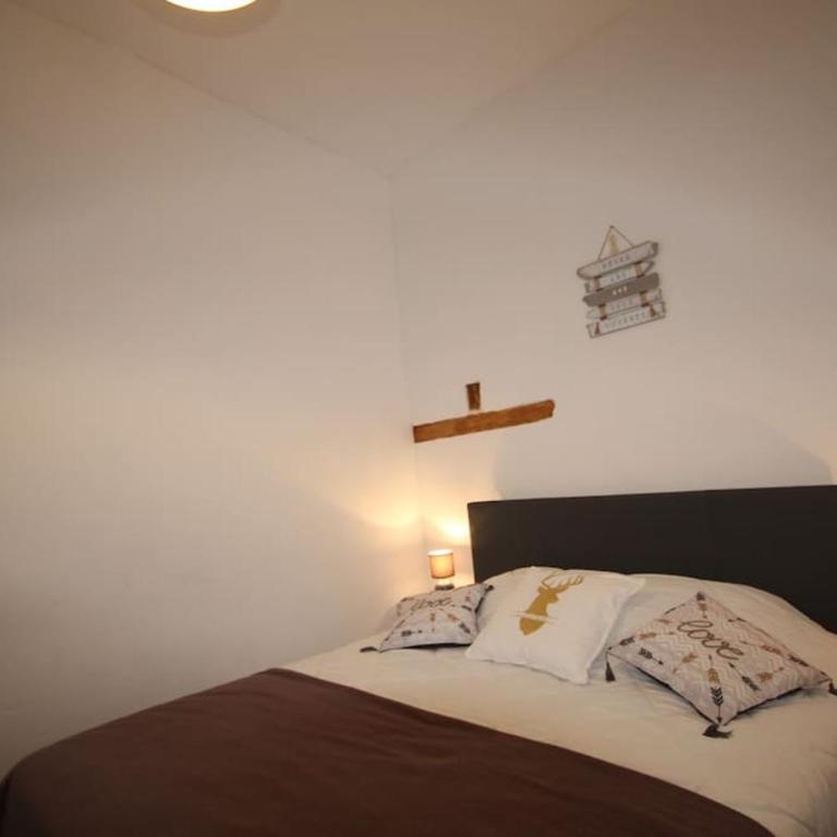 LE CERF BLANC*** - T4 au pied des Thermes Cauterets - 3 chb et 2 sde - Apartment mit 3 Schlafzimmern - 34