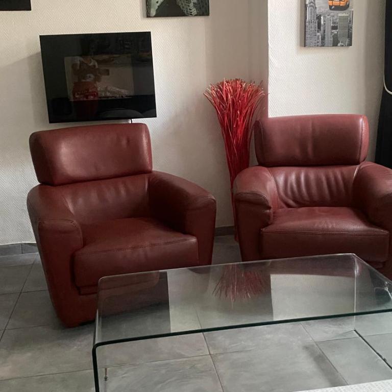Le Suffren, studio classé ventilé ,wifi, à 100 m de la plage - Apartment - 6