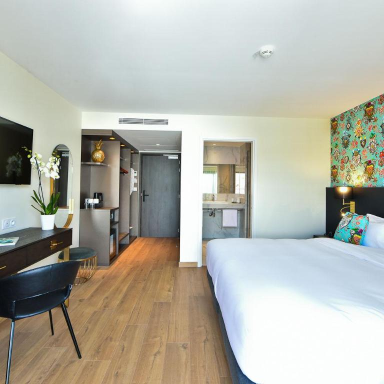 Hôtel La Villa Port d'Antibes & Spa - Chambre Double ou Lits Jumeaux Prestige - 3