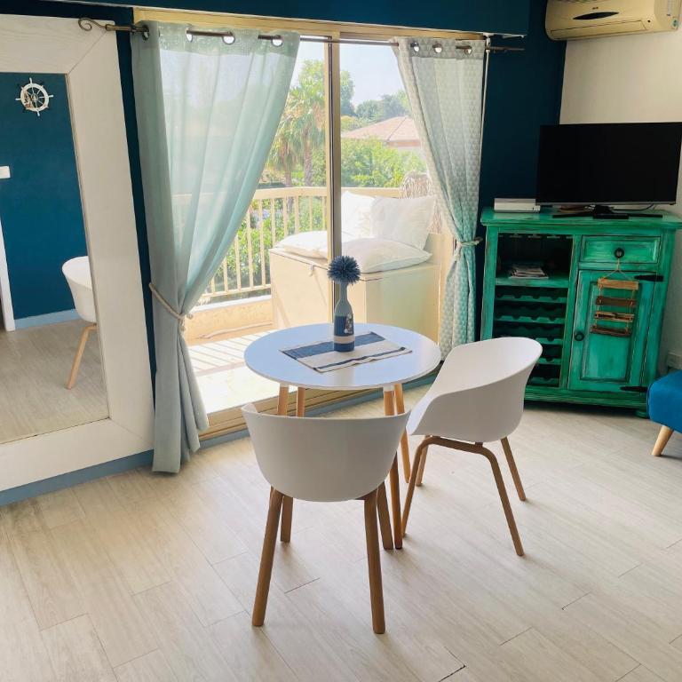 Studio de standing climatisé, avec piscine, proche de la mer - Appartement 1 Chambre - 5