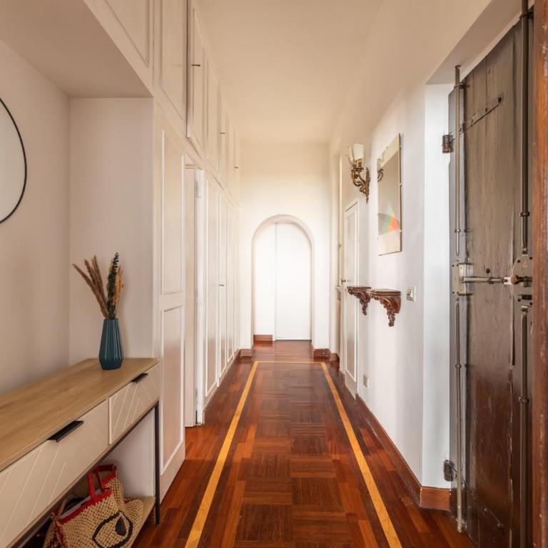 Campo de Fiori Large and Beautiful Apartment - Appartamento Superior - 10