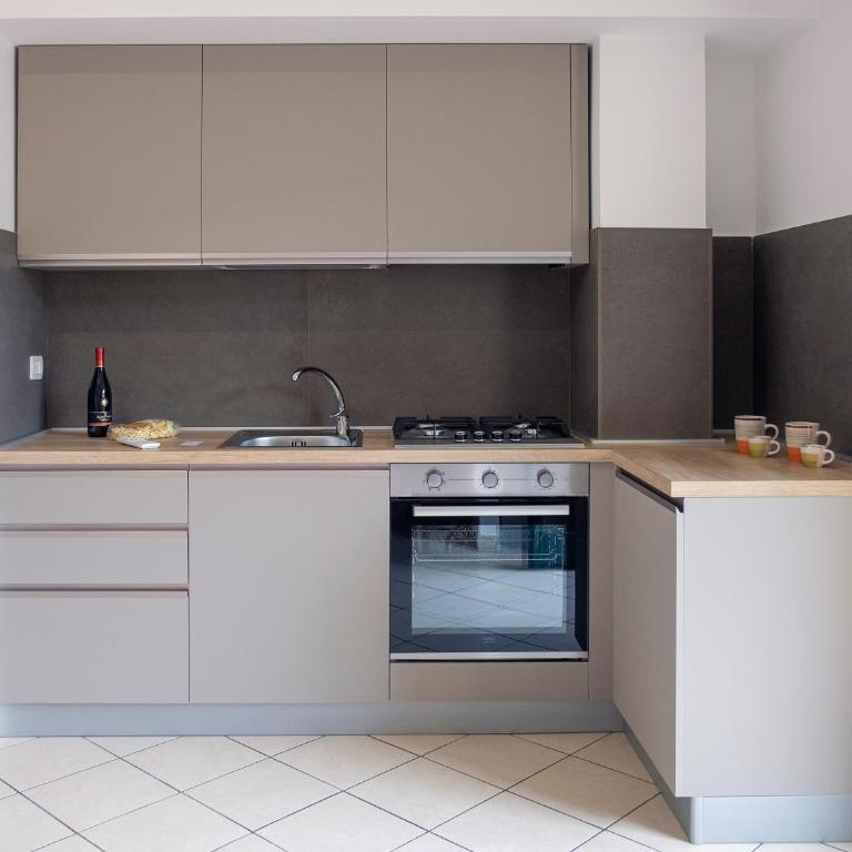 Magico Apartments - 450m dalla spiaggia - Appartamento con 2 Camere da Letto e Balcone - 4