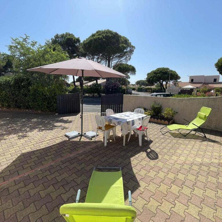 Jolie Villa 3 Pièces avec Véranda, Terrasse, Parking Sécurisé et Animaux Admis à Saint-Cyprien - FR-1-106-68 - Villa - 18