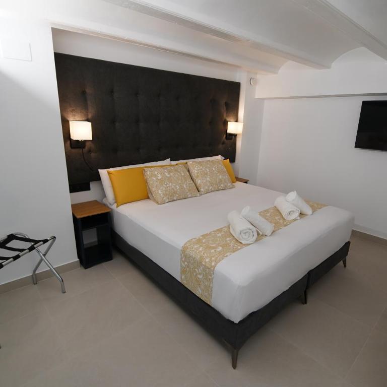 BET Apartments - Suites Puerto Valencia - Deluxe Suite - 4