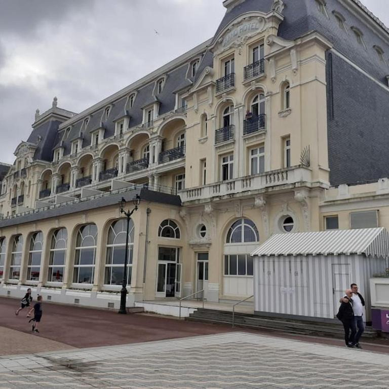 Cabourg Charmant studio centre ville RUE DE LA MER - Apartment mit 1 Schlafzimmer - 9