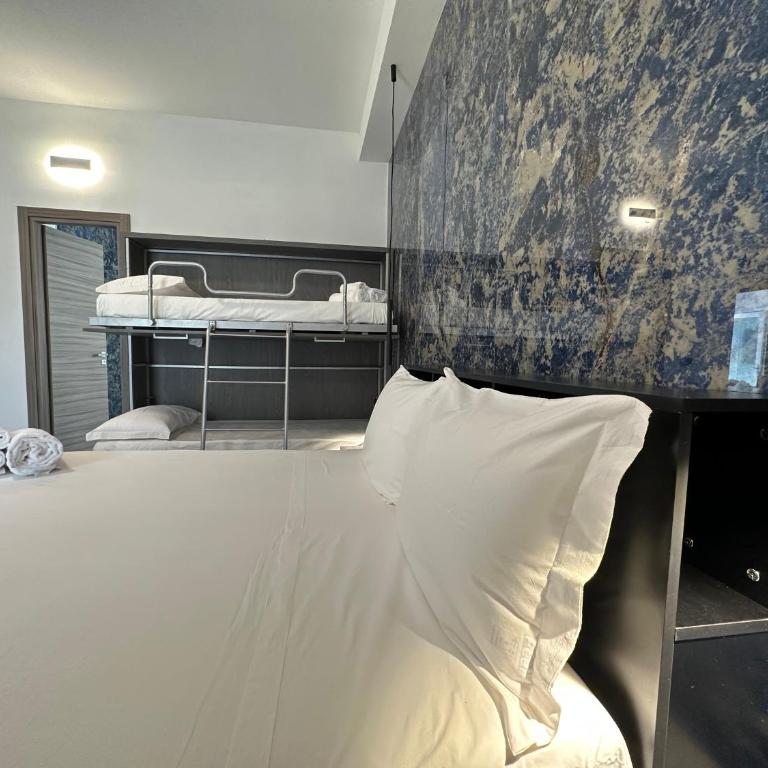 Dolmen Guest House - Camera Quadrupla Premium - 4