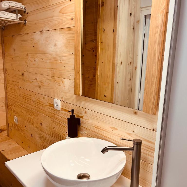The Originals Boutique Hotel Le Panorama Mont Dore - Chambre Double Exécutive - 5