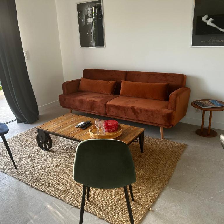 Modern cosy two bedrooms in Cannes , large terrace, 5 minutes from Croisette - Apartment mit 2 Schlafzimmern - 10