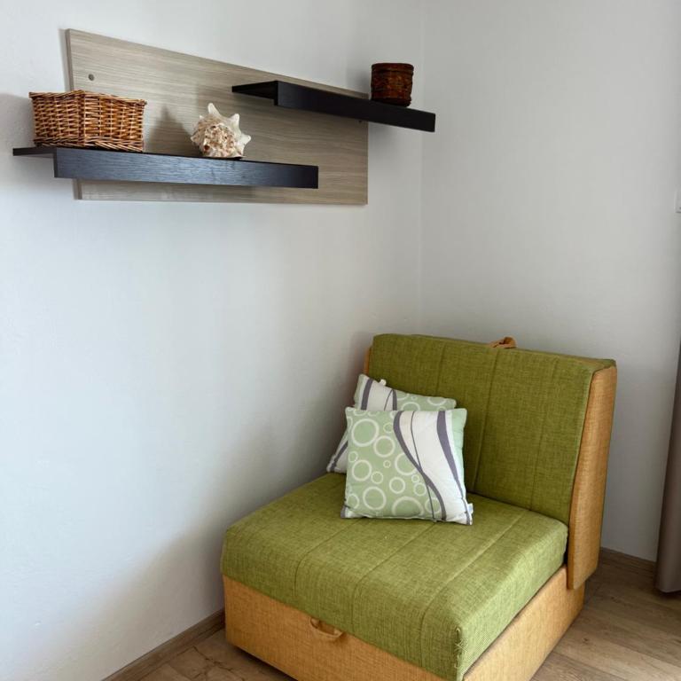 Apartments Andrović - Apartman sa 2 Spavaće Sobe, Terasom i Pogledom na More - 7